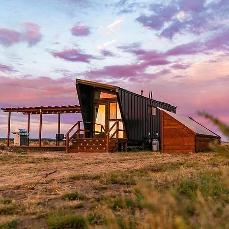 Grand Canyon Stargazing Off-Grid Tiny Home Valle Bagian luar foto