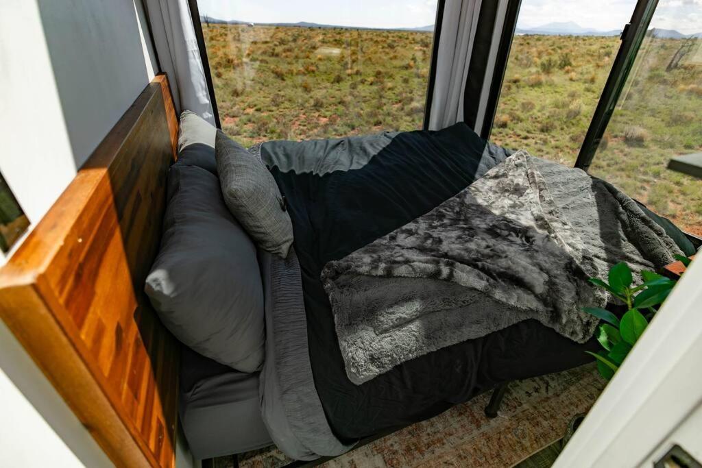 Grand Canyon Stargazing Off-Grid Tiny Home Valle Bagian luar foto