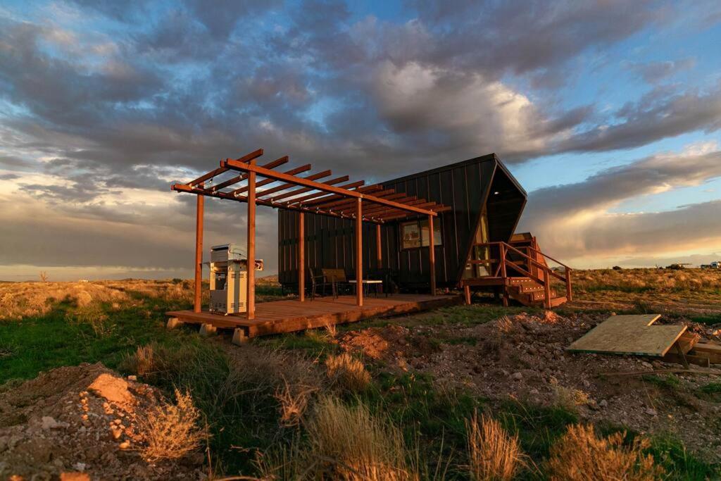 Grand Canyon Stargazing Off-Grid Tiny Home Valle Bagian luar foto